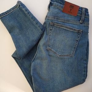 Frye jeans size 8